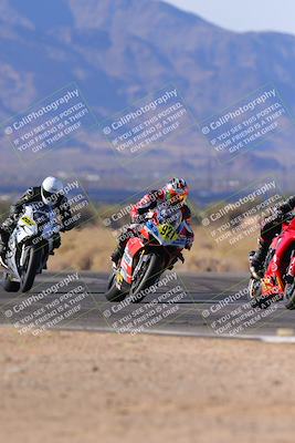 media/Dec-17-2023-CVMA (Sun) [[bf0c04832d]]/Race 2 Amateur Supersport Open/